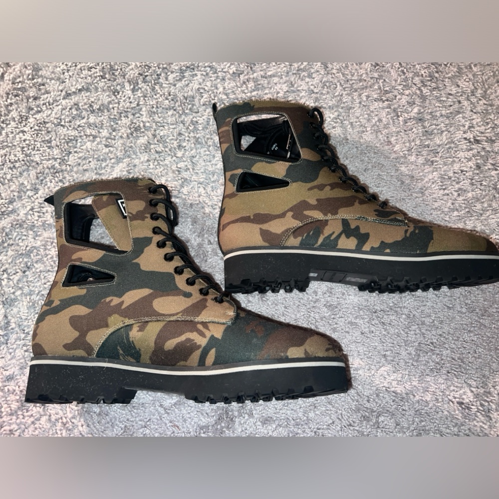 Kendall & Kylie Camouflage Lace-Up Boots